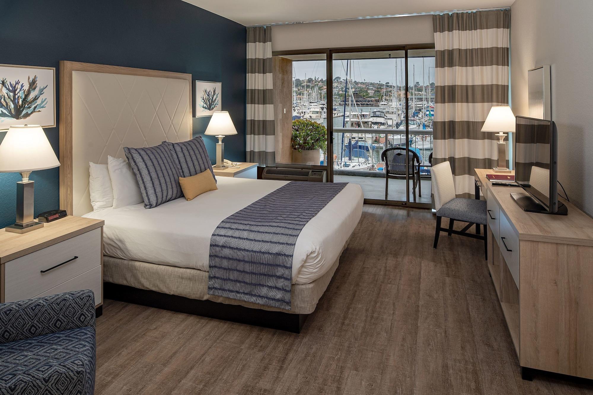 Bay Club Hotel And Marina San Diego Exterior photo